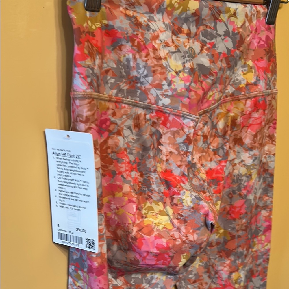 NWT Lululemon size 6 leggings
